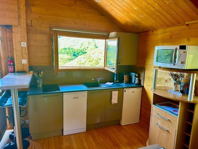 Chalet Sur Pilotis Avec Piscine Privee Luceram Exterior photo